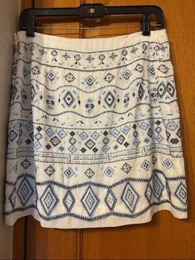 White House Black Market White Skirt with Blue Geometric Embroidery
